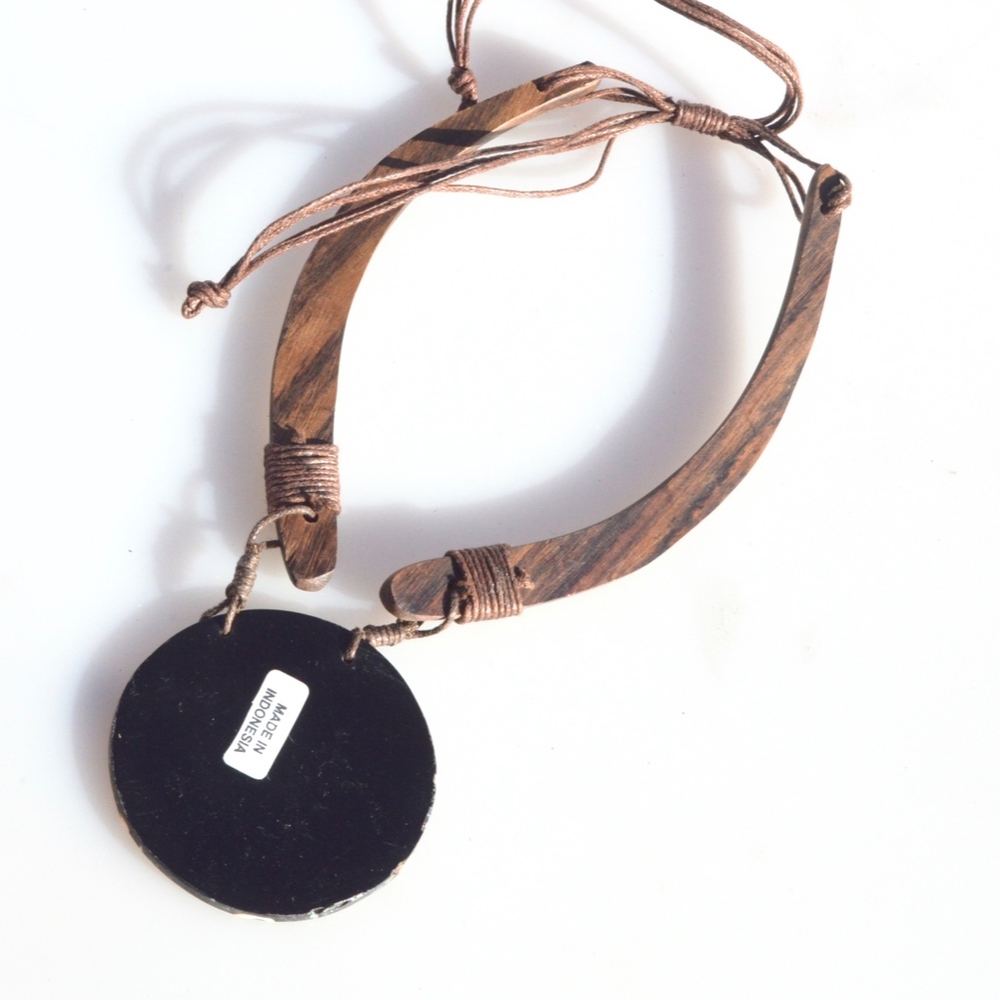 Wood Bohemian Pendant Mandala Gypsy Necklace Boho - Picture 4 of 5